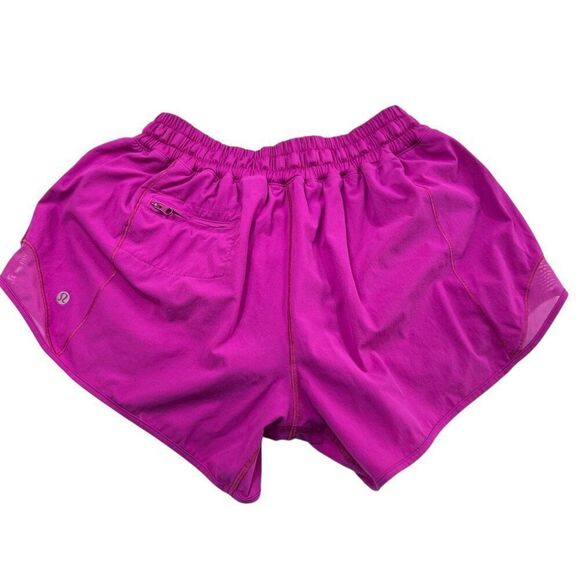 Lululemon Hotty Hot Reflective Stripe Short in Regal Plum Size 8 - Picture 2 of 7